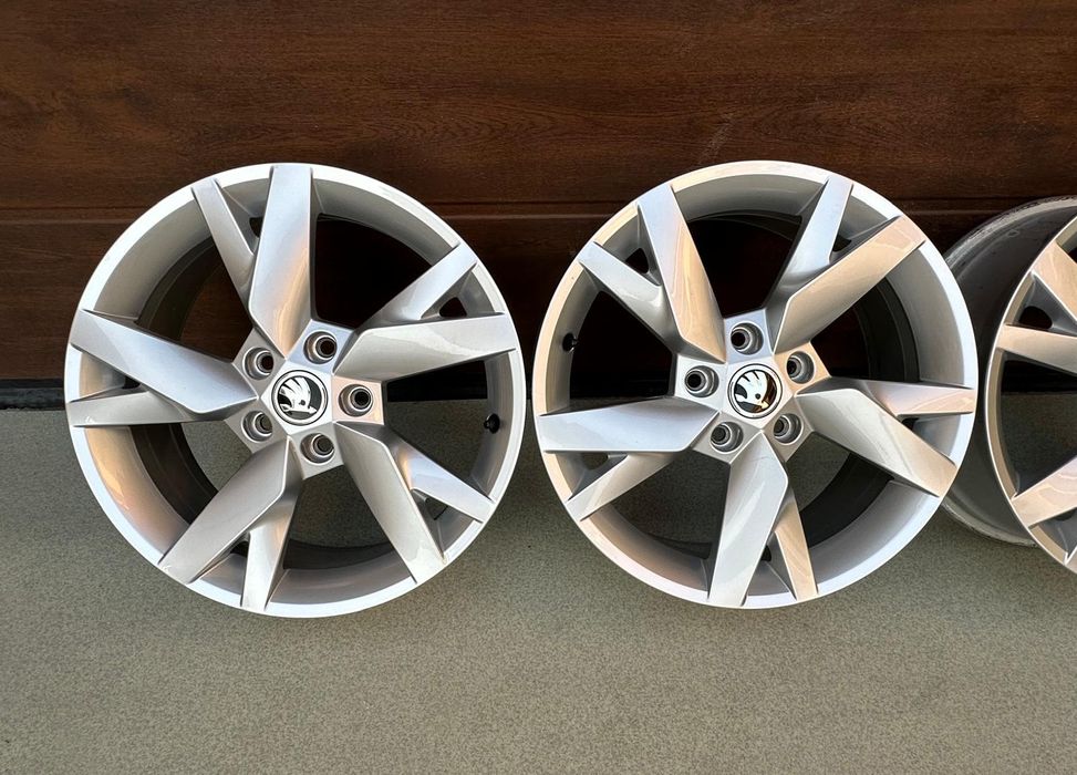 Jante 17 5x112 Originale Skoda Octavia VW T-roc Golf8,7,6,5 Jetta Seat
