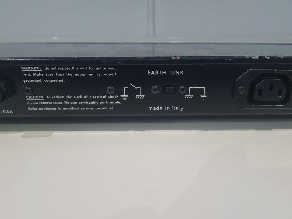 Egalizator audio rack 1U