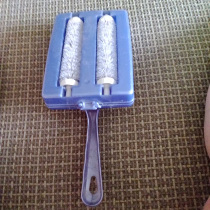 Щётка для чистки паласов