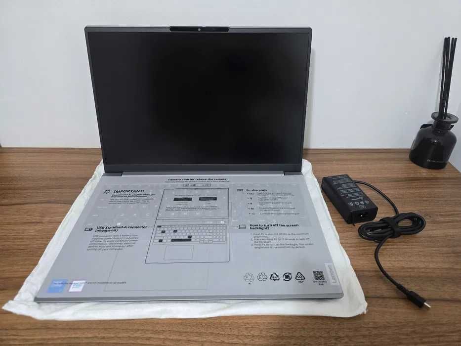 ThinkBook 16 GEN 8 | Ultra 7 255H / Arc 140T / 32GB DDR5 / 1 TB SSD