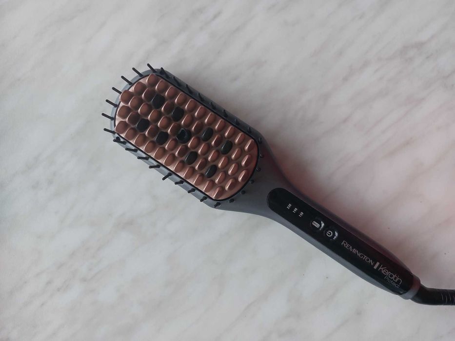 Расческа выпрямитель Remington