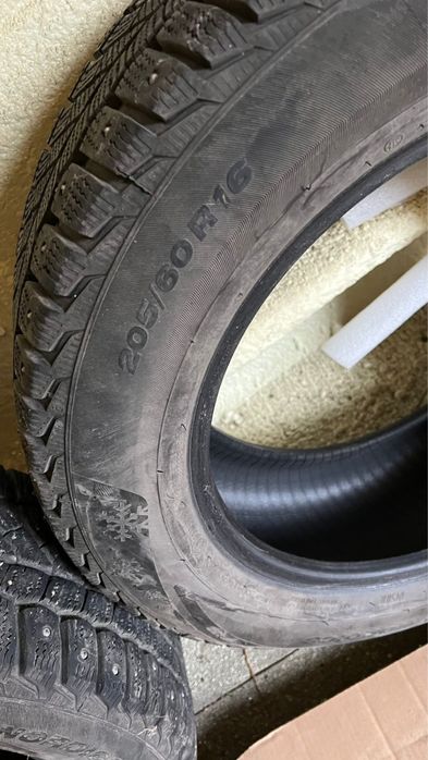 Продам резина R16