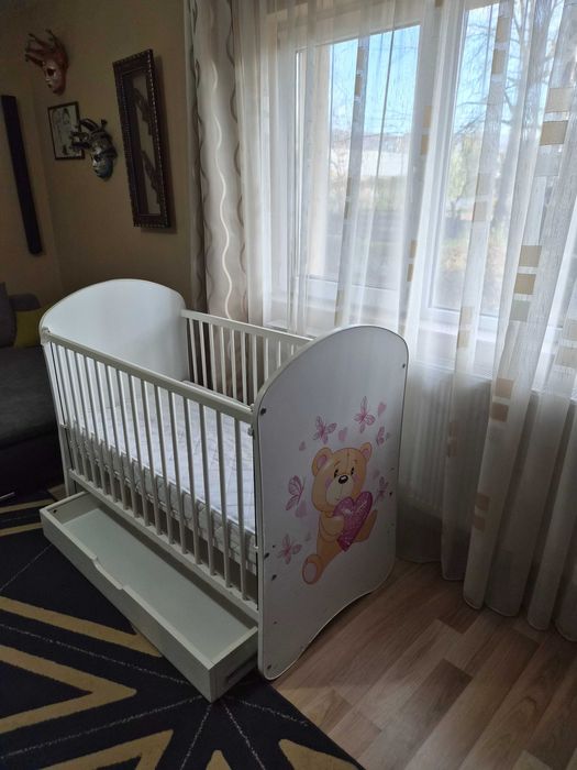 Patut cu laterala culisanta si sertar Ursuletul Justine + saltea cocos