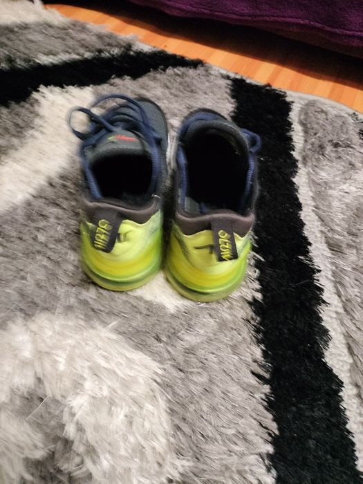 Vând adidași NIKE AIR 27C original