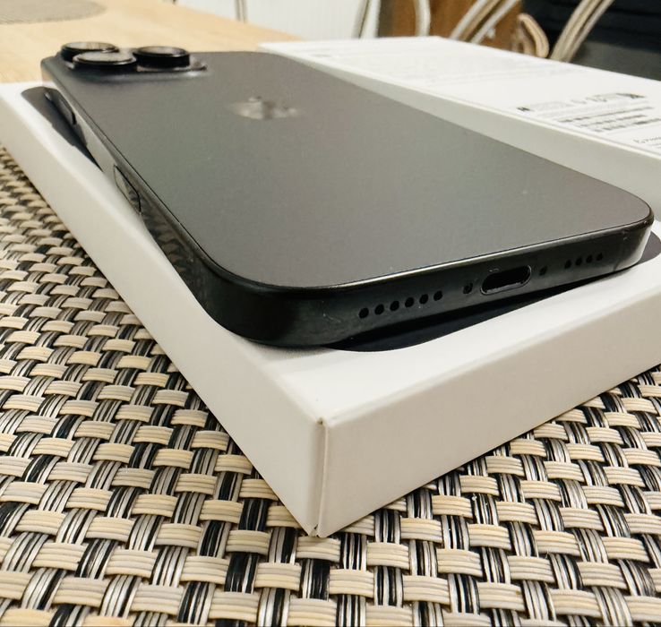 Iphone 16 pro max 256gb black