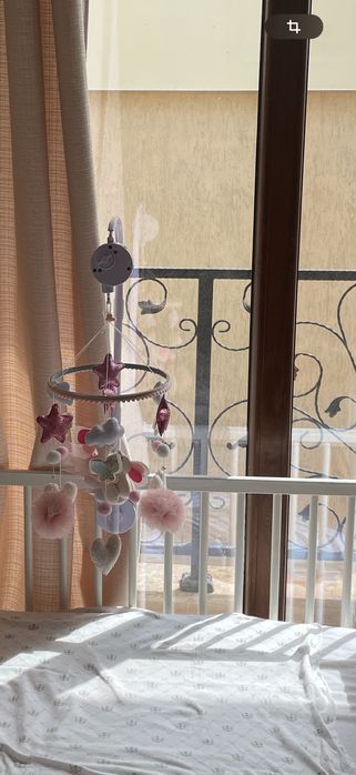 Въртележка за бебешко легло