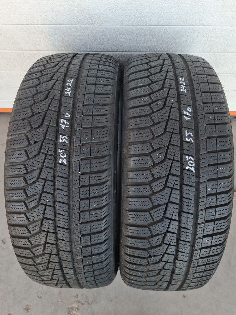 Зимни гуми 2 броя HANKOOK Winter Icept Evo2 205 55 R17 дот 2422
