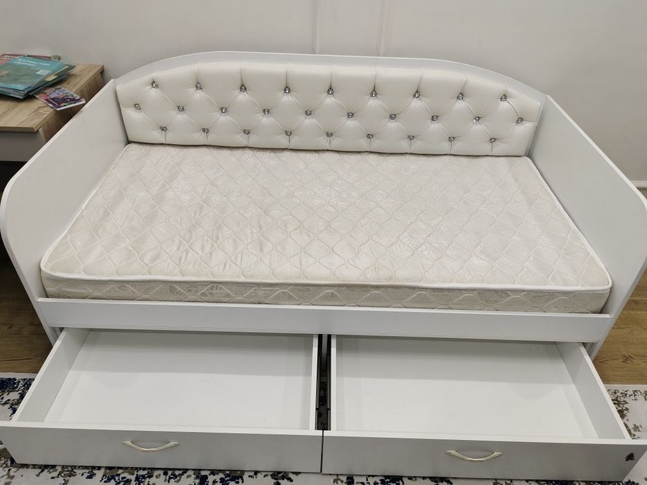 Десткие кровати в  отличном состояний