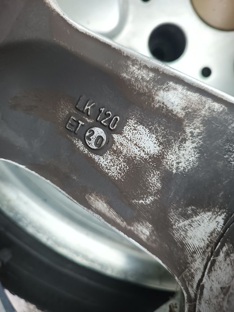 BMW E39, E60 , БМВ 17 цола