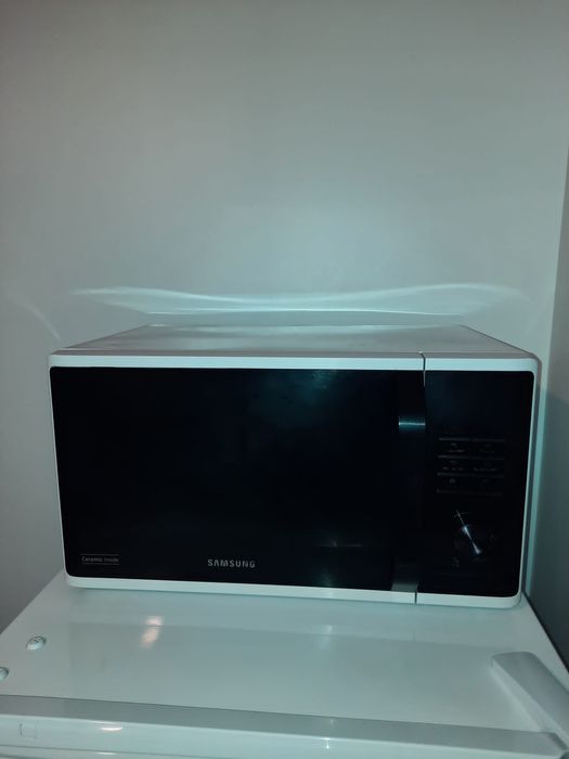Cuptor cu microunde Samsung 800W