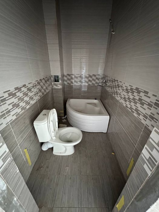 Срочно продаю 1 комнатную квартиру новостройку бектемирском районе