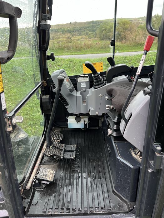 Miniexcavator Kubota KX027-4 2,7tone