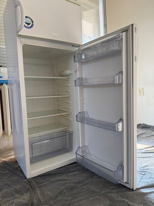 Хладилник NEO запазен