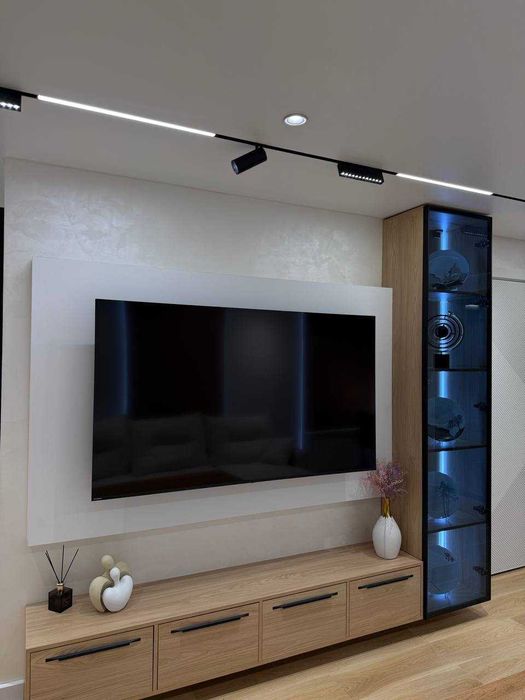 Евро под кд.ч Чехова 3в4, 70 м², кирпичный дом, Centr Ойбек`