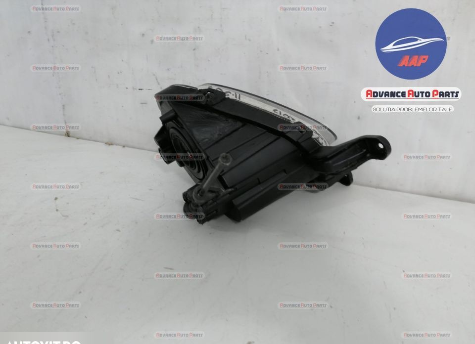 Хюндай и20 / Hyundai i20 PB Оригинален десен проектор OEM