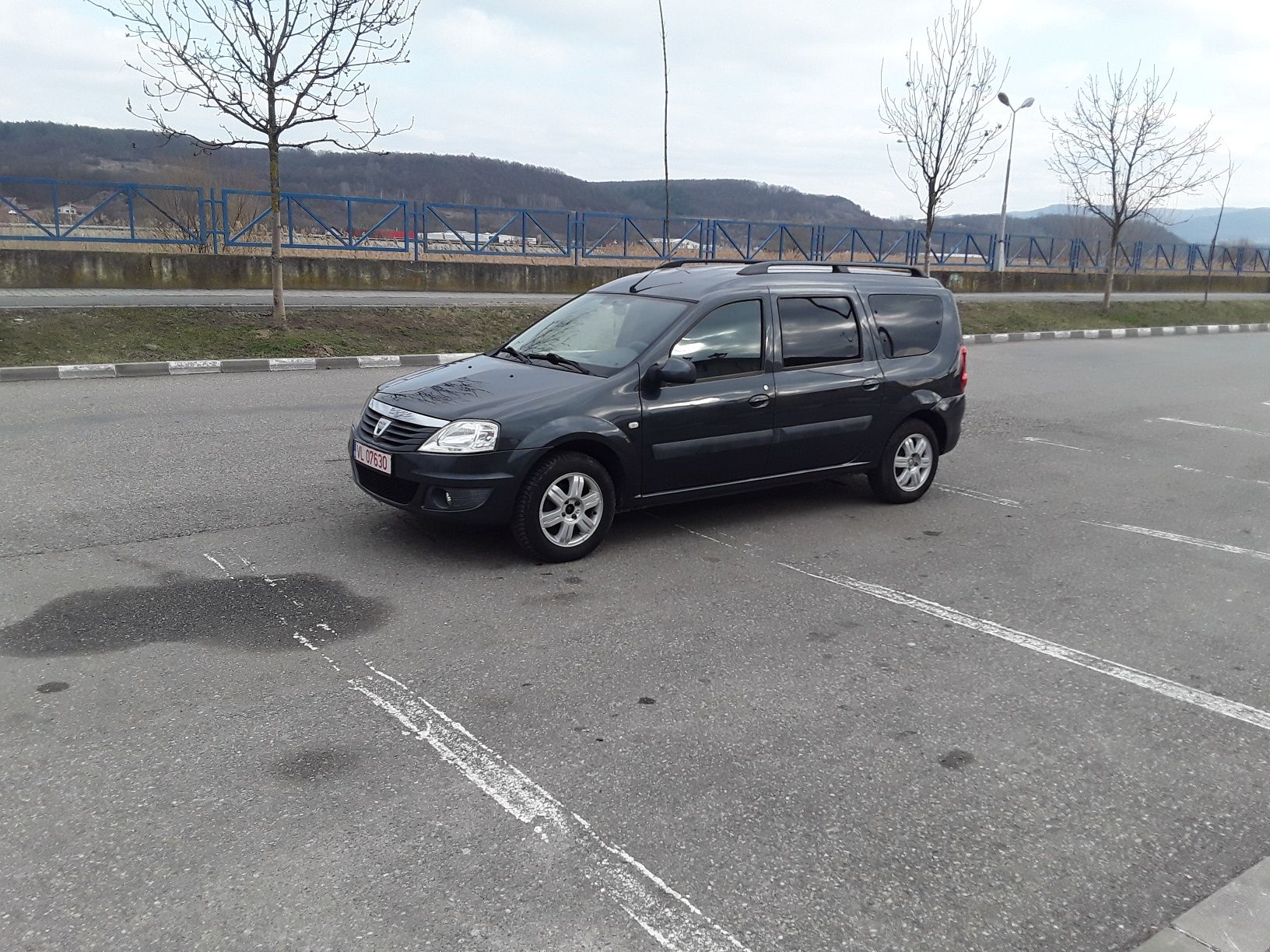 Dacia logan mcv culoare gri