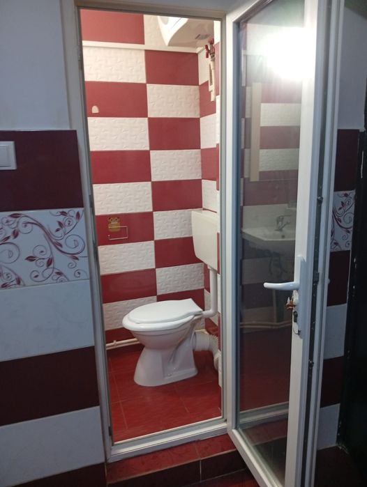 Vând Garsonieră Laminorului