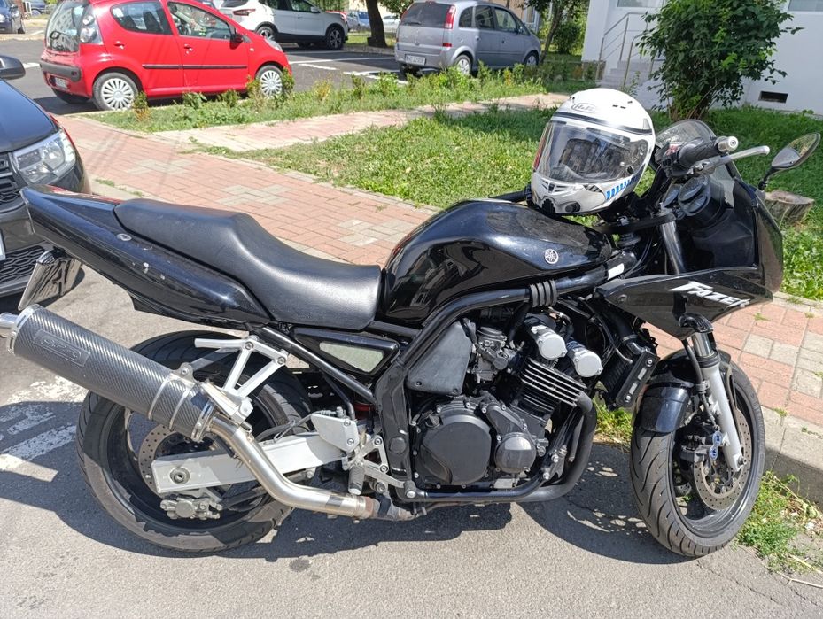 Yamaha Fazer 600