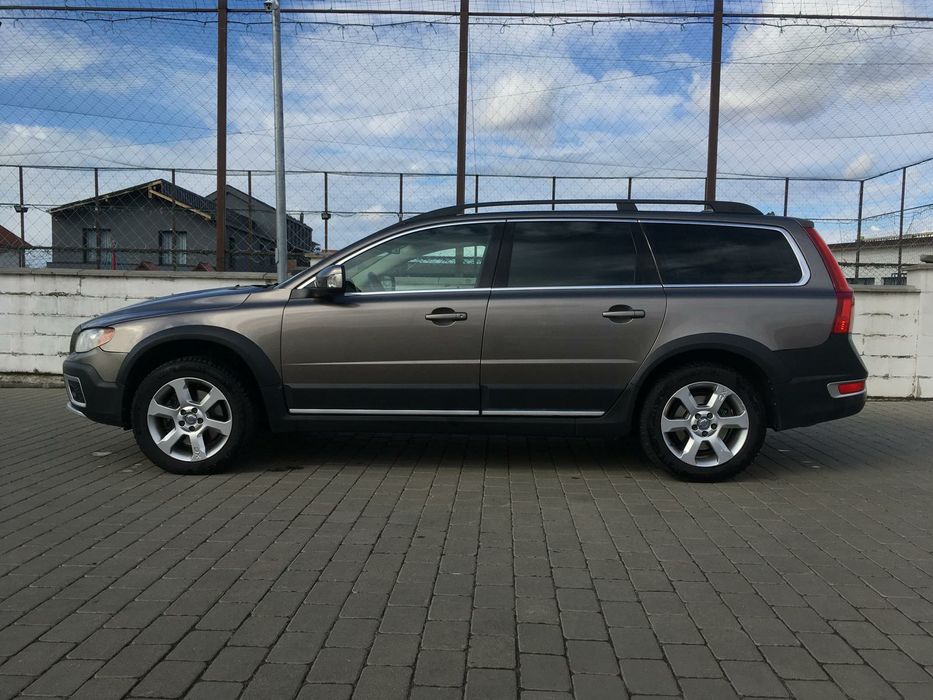 Volvo XC 70   2.4 ,  4x4 , automat