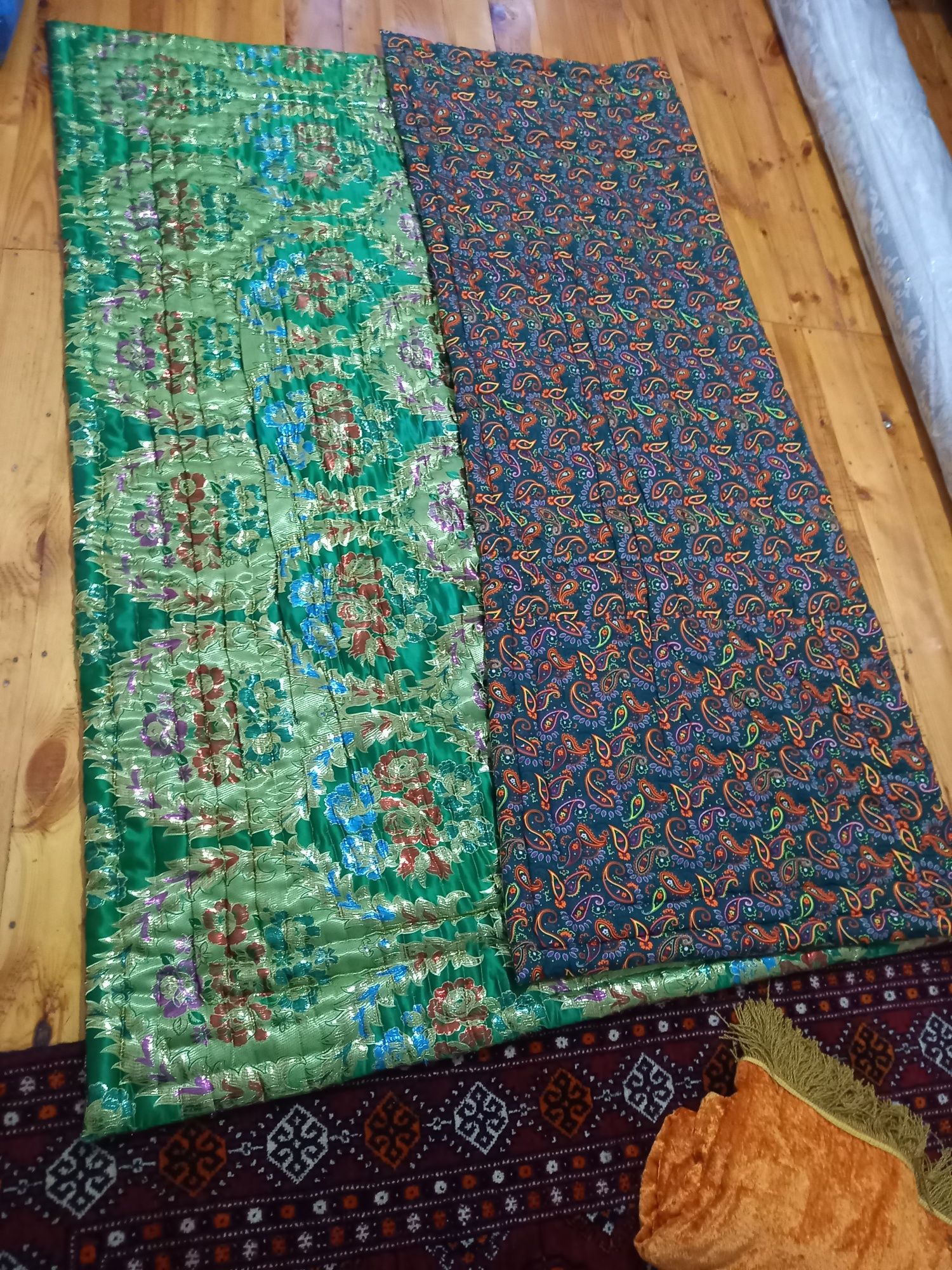Kòrpa tòshak sotiladi.