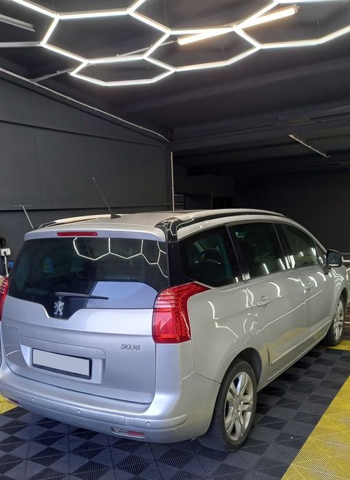 Vand Peugeot 5008