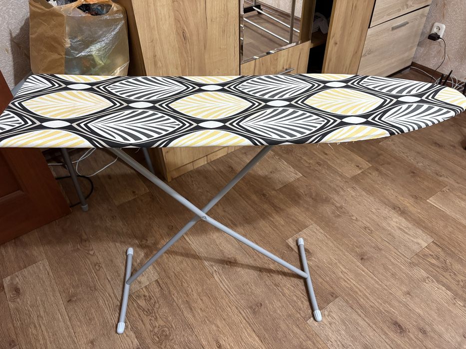 Продам мебель все в хорошем состояние  все систенько окуратьненько