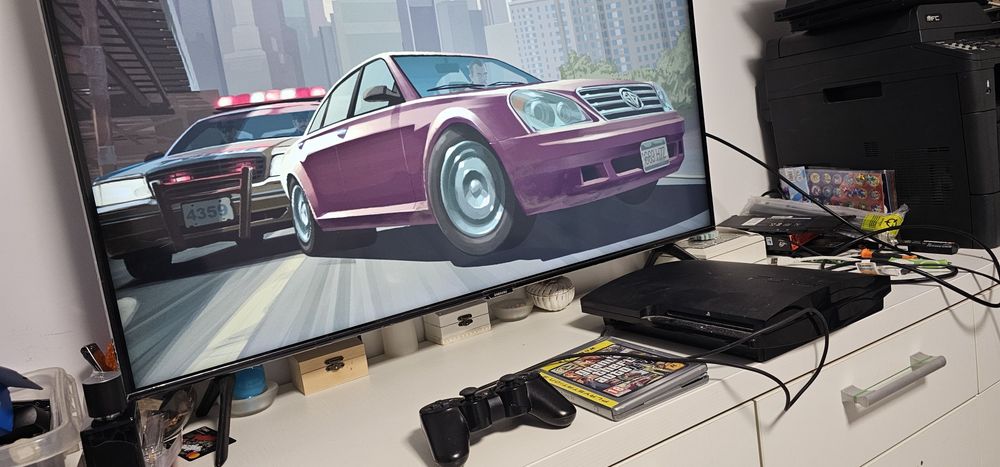 Ps3 PlayStation 3 cu controler și joc GTA