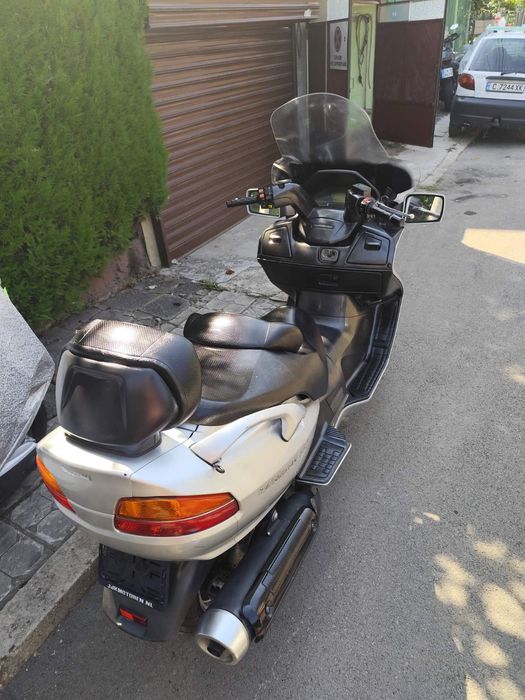 Сусуки Бъргман650 Suzuki Burgman 650