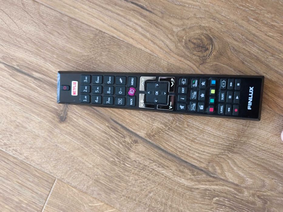 Телевизор FINLUX FU4060 SMART 40 ''