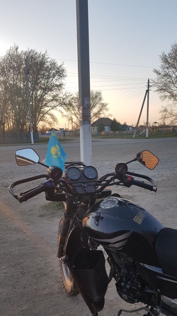 Мотоцикл wys 200куб