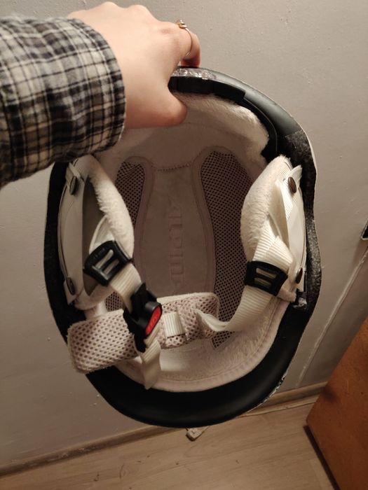 Ски каска Alpina