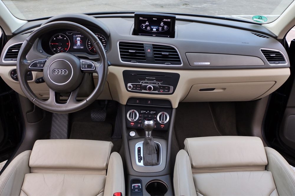 Audi Q3 2.0 tdi euro 5 Automat/quatro/panoramic/