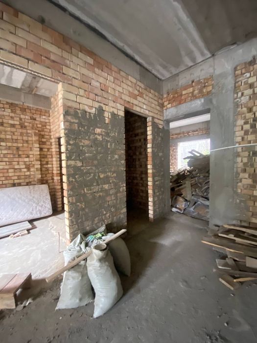 Срочно продаеются 2 коттеджа Новомосковская Дархон 3 махалля