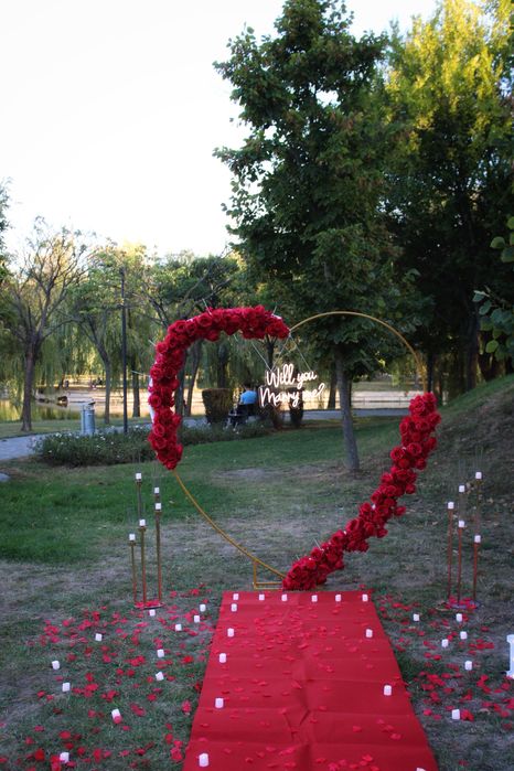 Decor romantic pentru cerere în căsătorie + ședință foto cadou