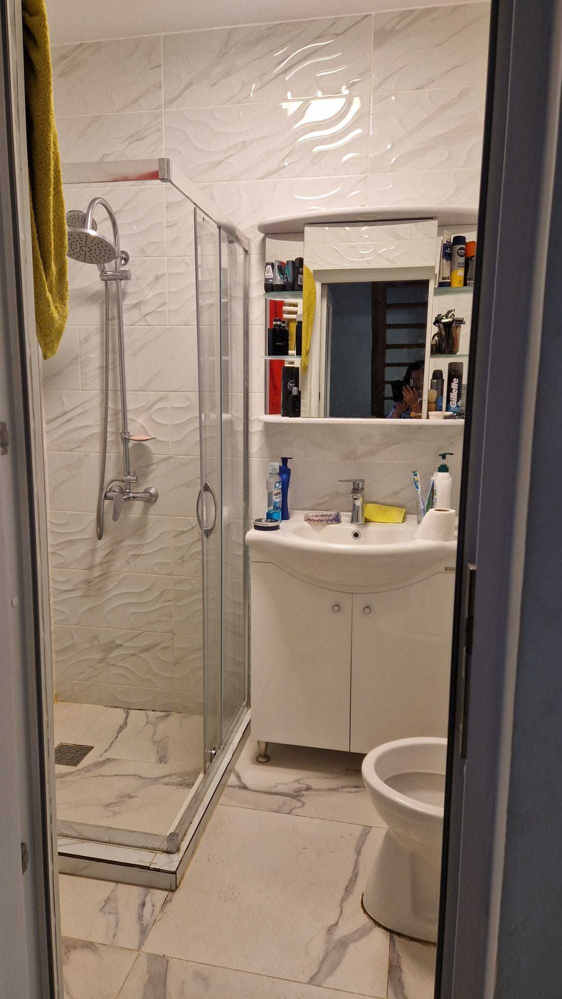 inchiriez casa cu 4 camere pentru UNTOLD
