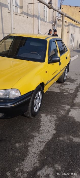 Daewoo Nexia 1 sotaman