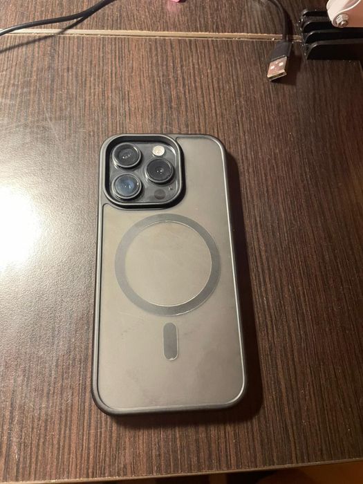 Vand iphone 15 pro black titanium 128 gb