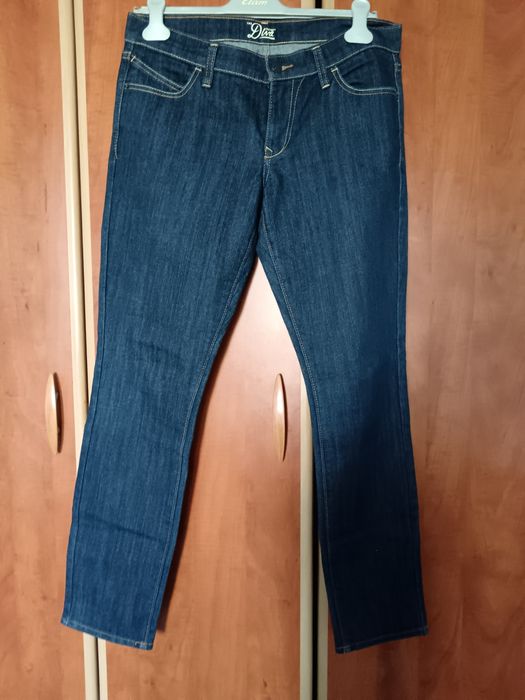 Vând Blugi Dama Diva Skinny Mărimea 42