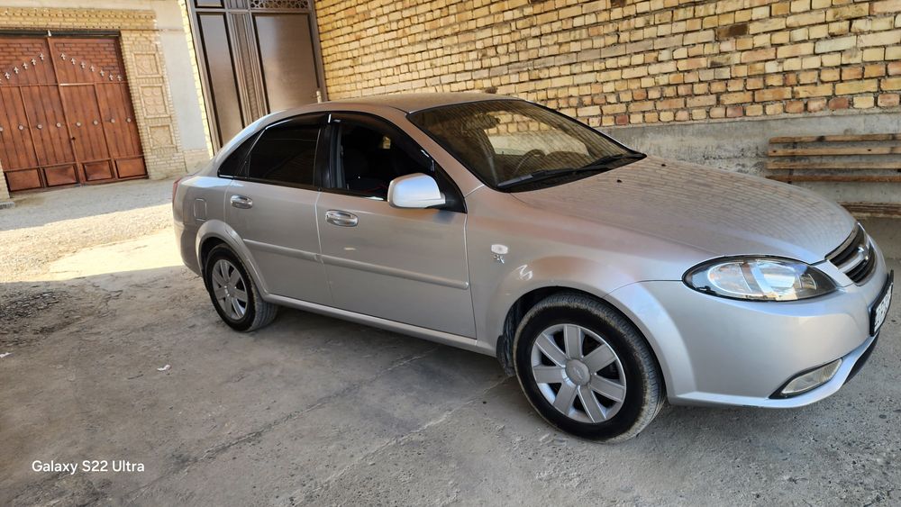 Jentra 2015 1 evro juda yaxshi xolatda