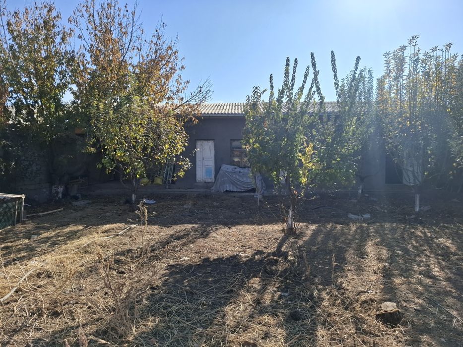 Yer uchastka sotiladi