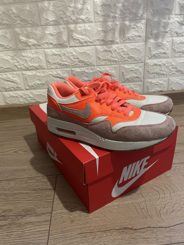 Nike Air Max 1 Vntg номер 38