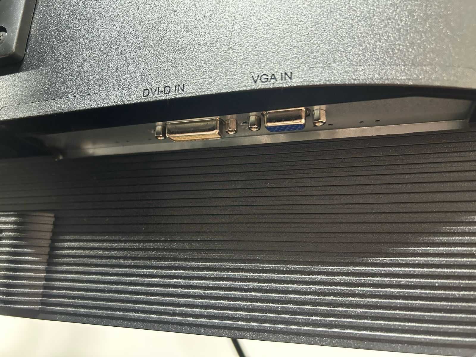 Монитор для дома и офиса VGA/DVI  24 диагональ