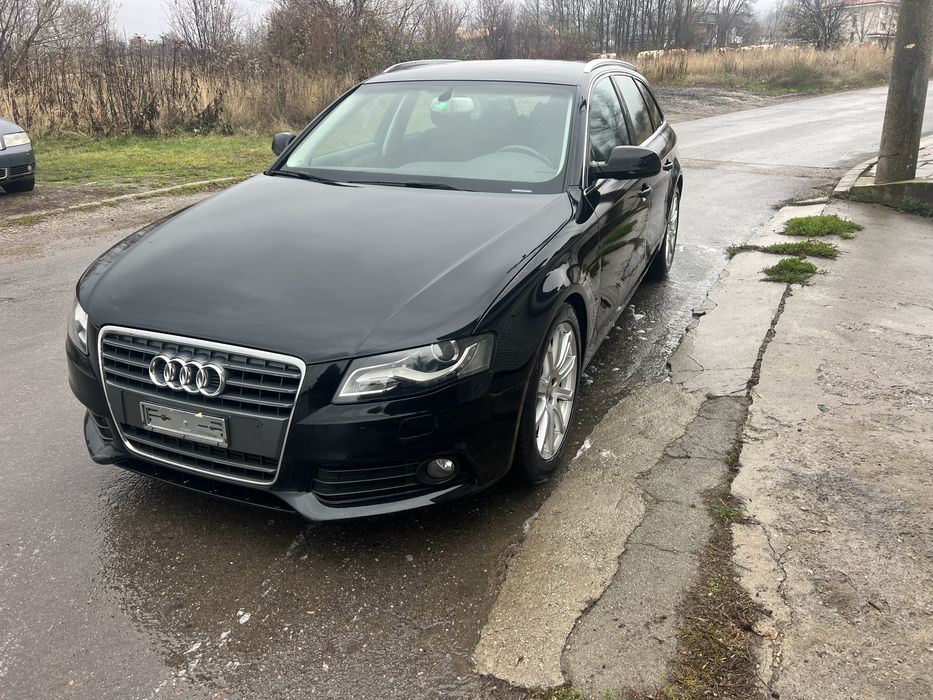 Audi A4  2,0 TFSI 211к.с  2010г на части