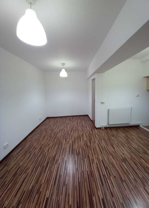 casă P+1+M Piața Progresul