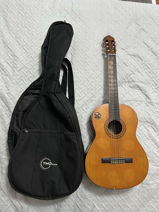 Классическая гитара Yamaha c40