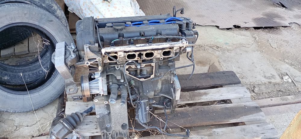 Ford Focus 2 на части 1.6 16V 100hp