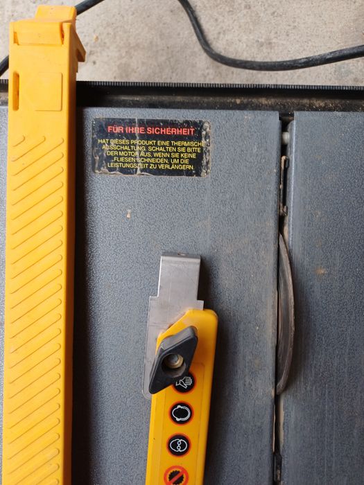 Настолен циркуляр