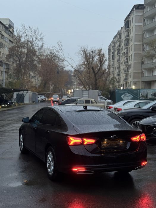 Malibu 2 xl 2023/24 xolati ideal qora kraskasi tozza prabegi uziniki