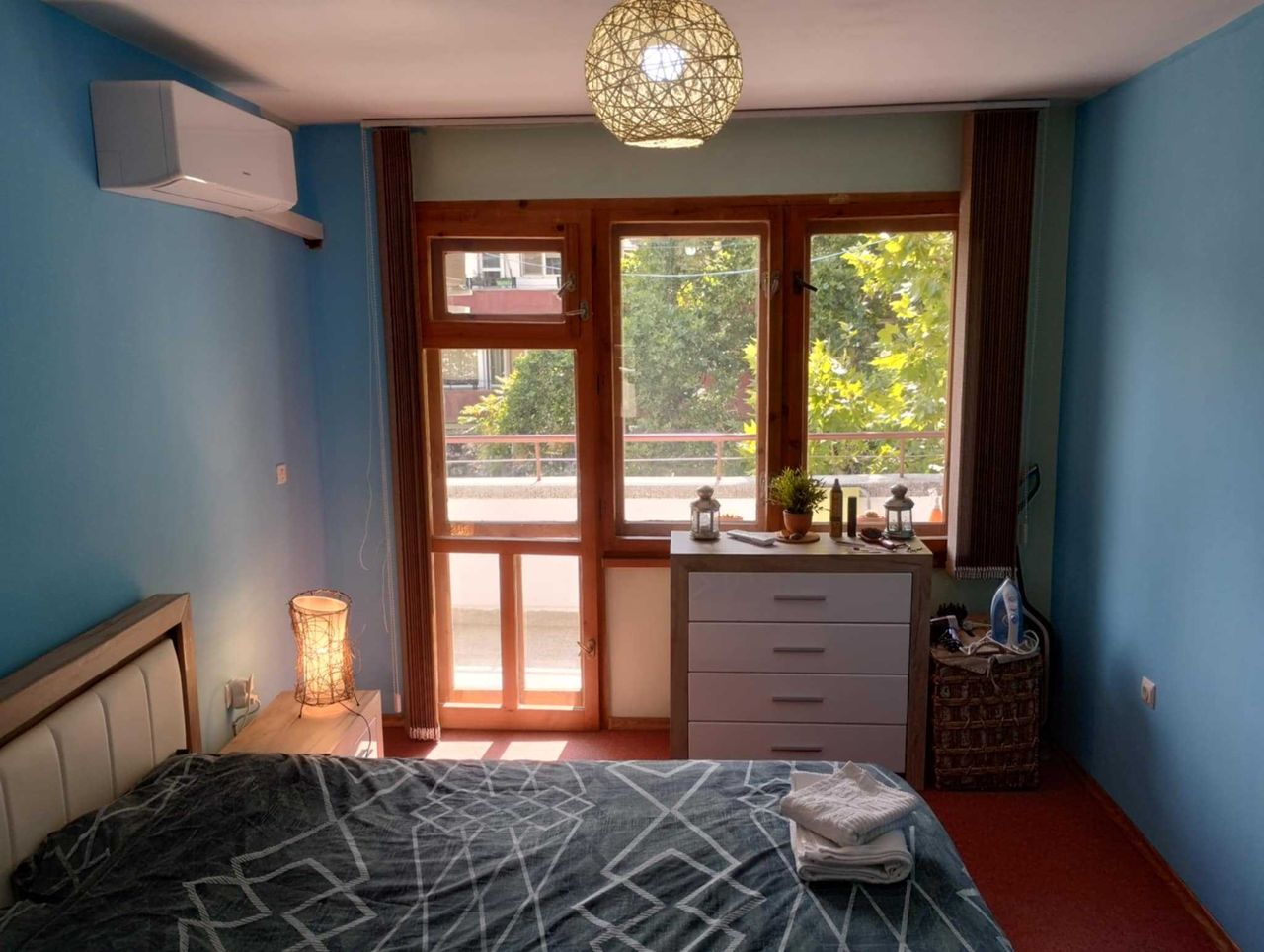 Дава се под наем Двустаен апартамент в София, Лозенец - 60 кв.м за 459 € - Снимка #4