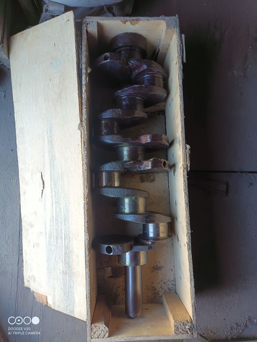 Продам коленвал новый от mitsubishi pajero 4G54